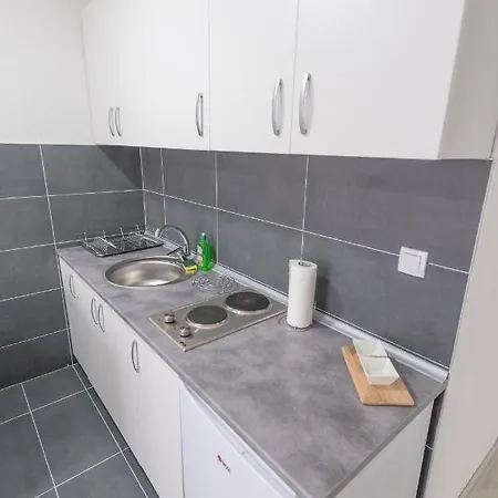 شقة فندقية Centar 3*