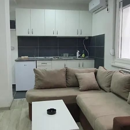 شقة فندقية Centar 3*